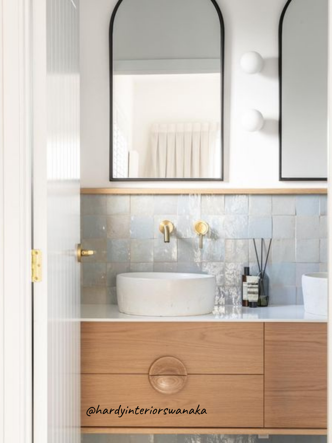 Dott Wall Light