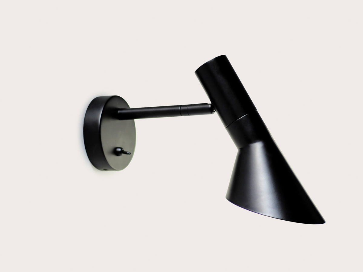 AJ Style Wall Light