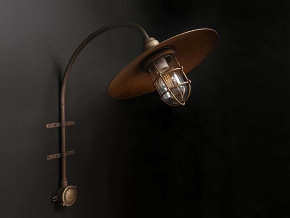 Nyx Outdoor Wall Light - IP64 rated