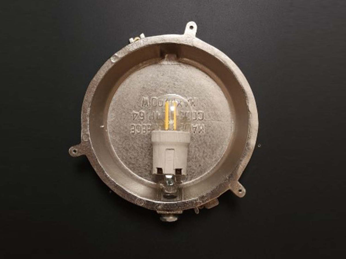 Zeus Bulkhead Outdoor Wall Light - IP64 rated