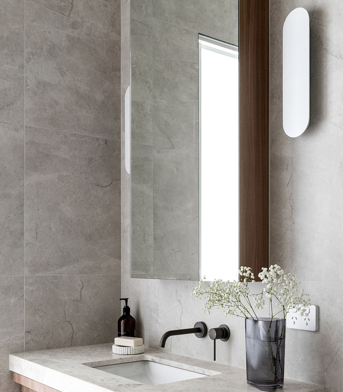 Shadow Long Wall Light by Lighting Republic