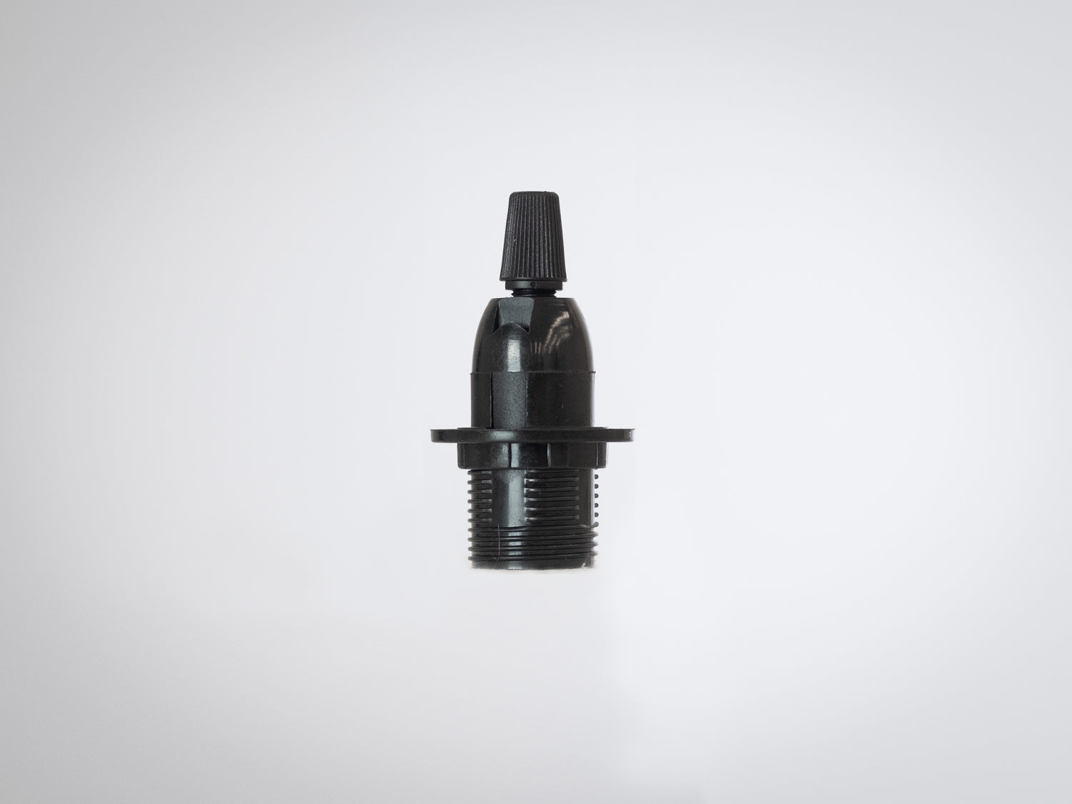 Simple Plastic Lamp Holder - Small E14  - img5fab0635bef82
