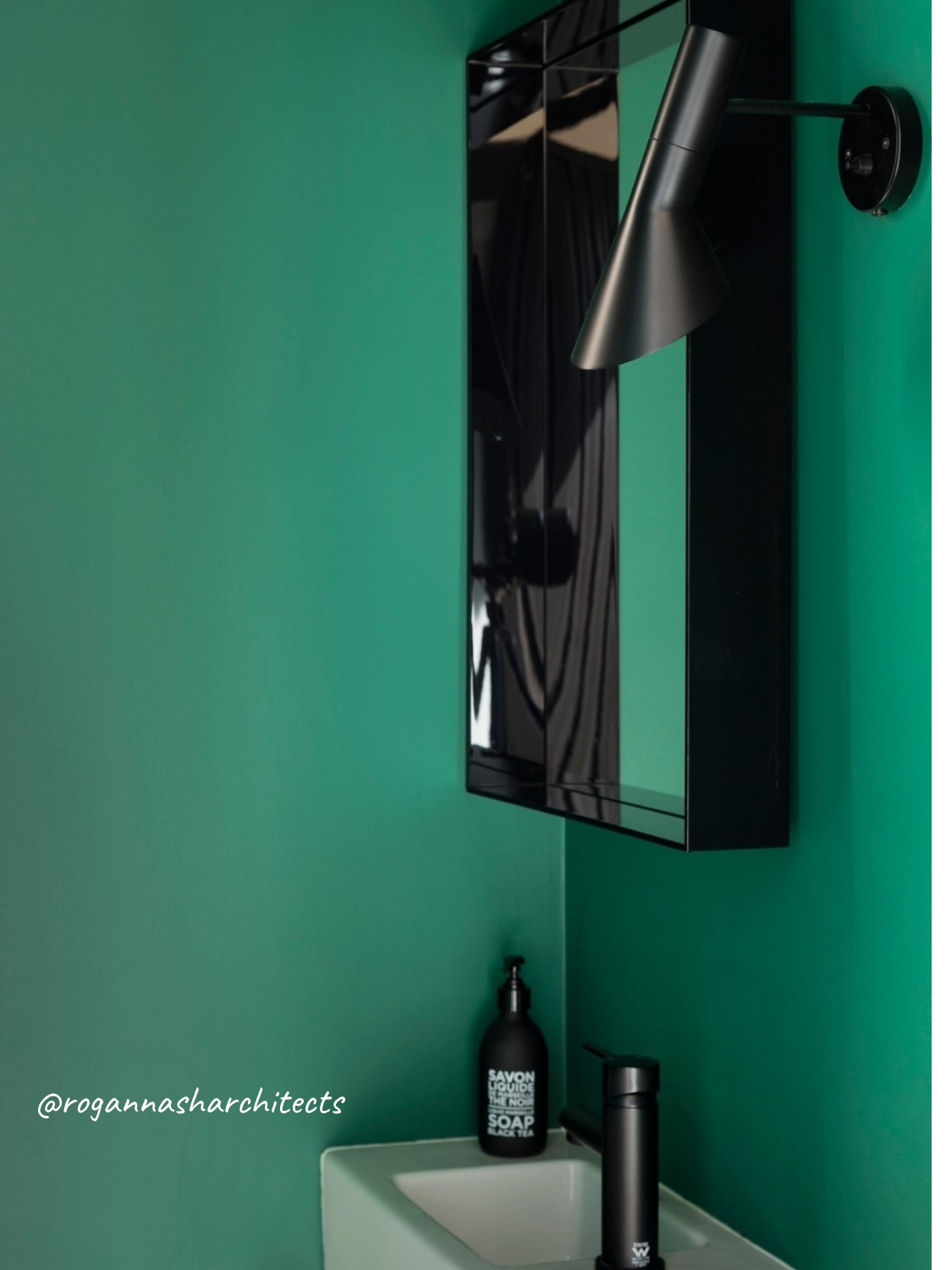 AJ Style Wall Light
