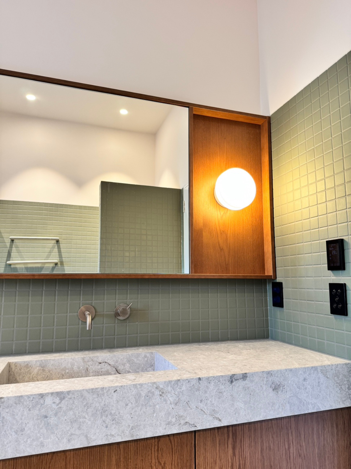 20cm Mr Button Ceiling/Wall Mount - IP44 rated