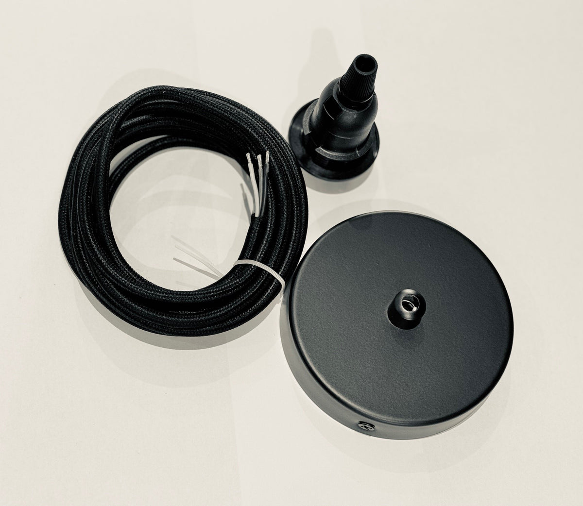 Simple Plastic E14 Pendant Set