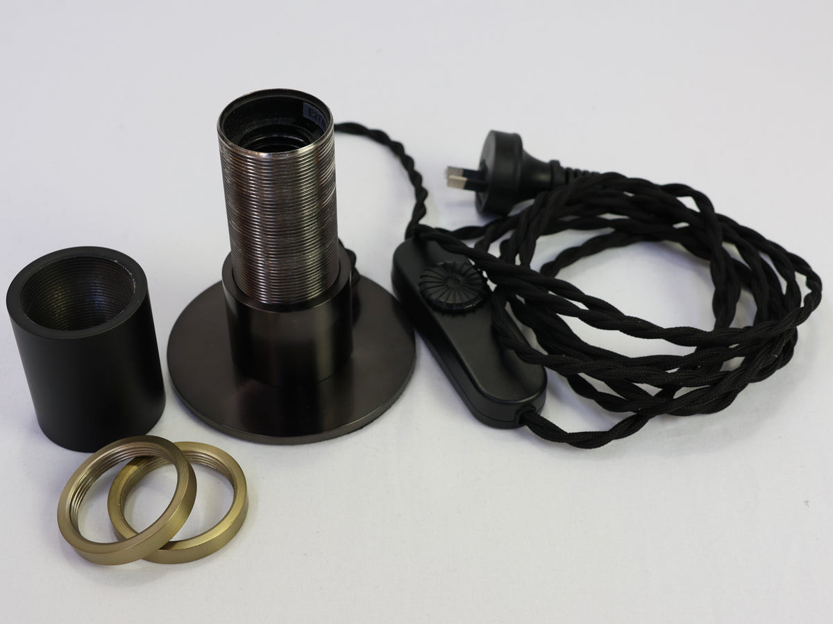 Fergie B Metal Table Lamp - Black