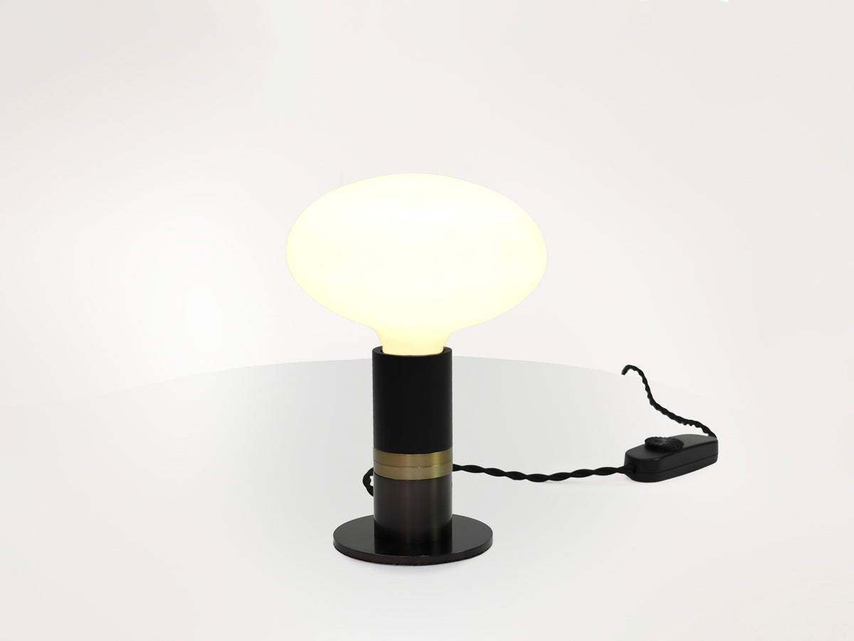 Fergie B Metal Table Lamp - Black