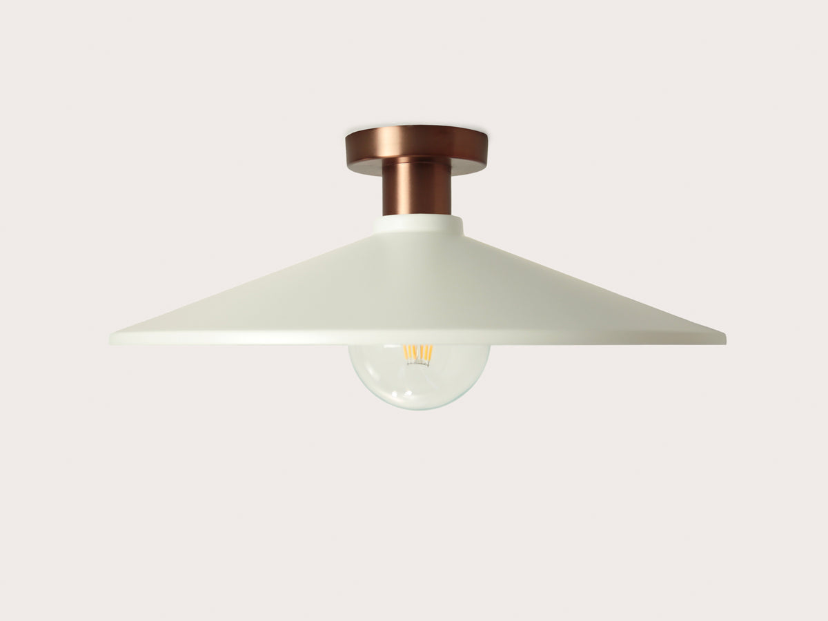 Fixed Fergus with 40cm Metal Shade