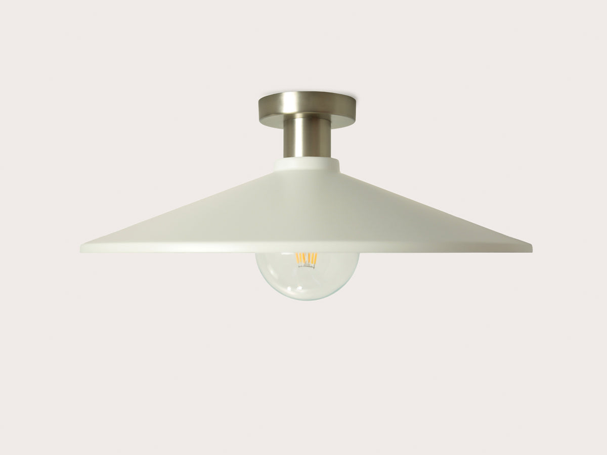 Fixed Fergus with 40cm Metal Shade