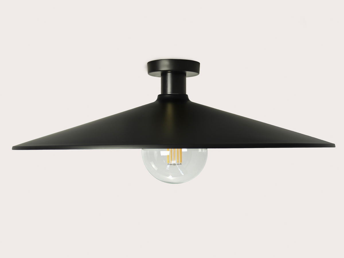 Fixed Fergus with 60cm Metal Shade