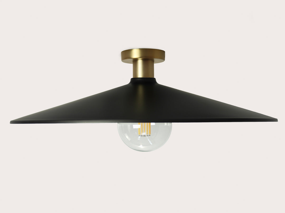 Fixed Fergus with 60cm Metal Shade