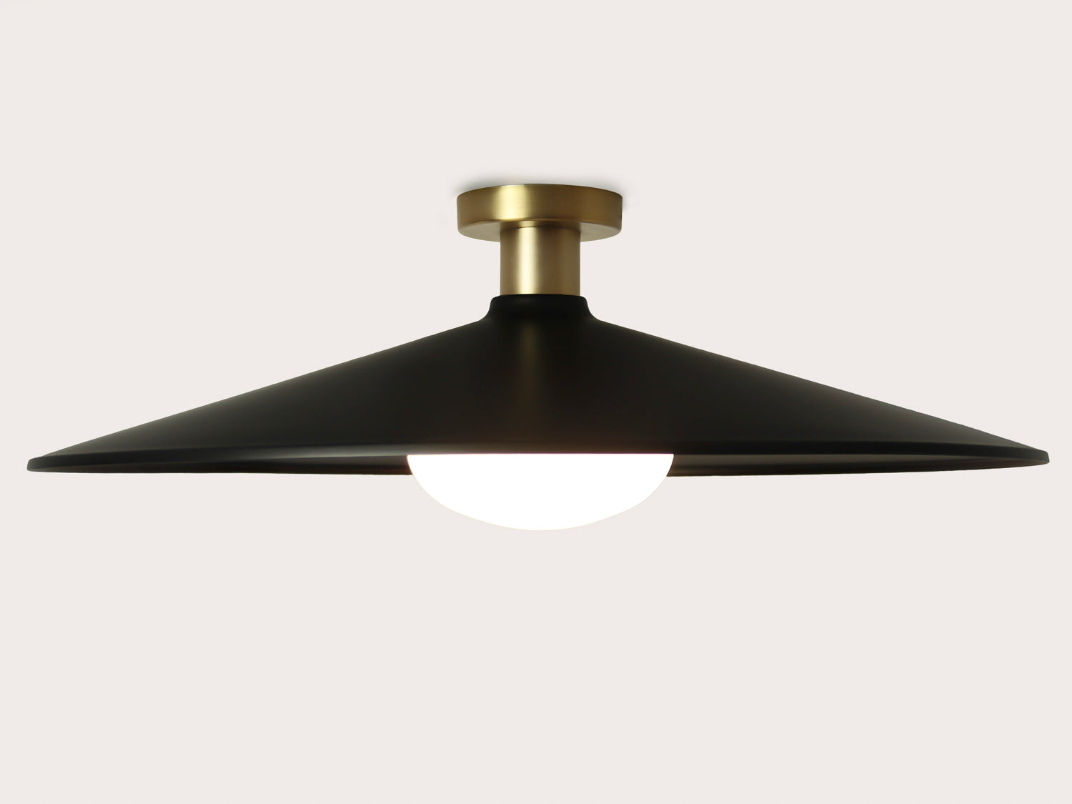 Fixed Fergus with 60cm Metal Shade