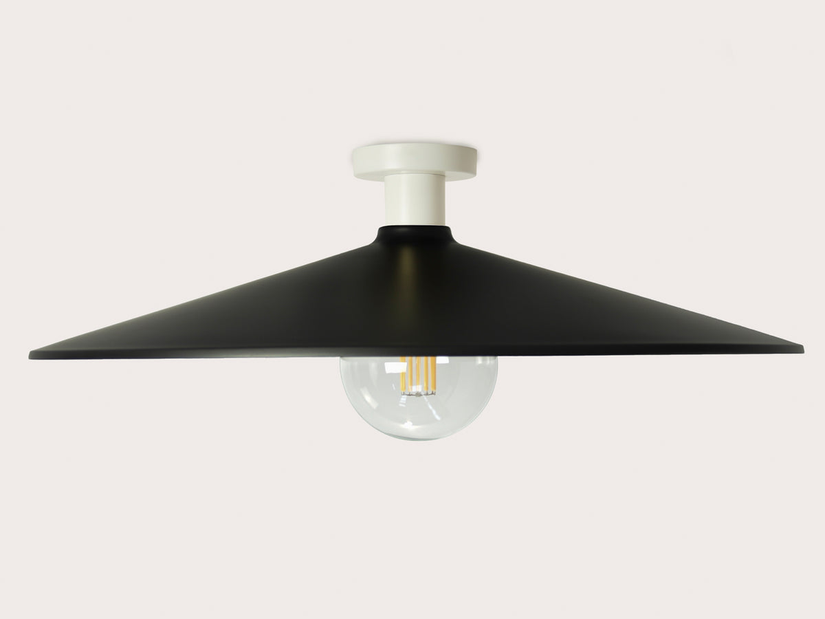 Fixed Fergus with 60cm Metal Shade