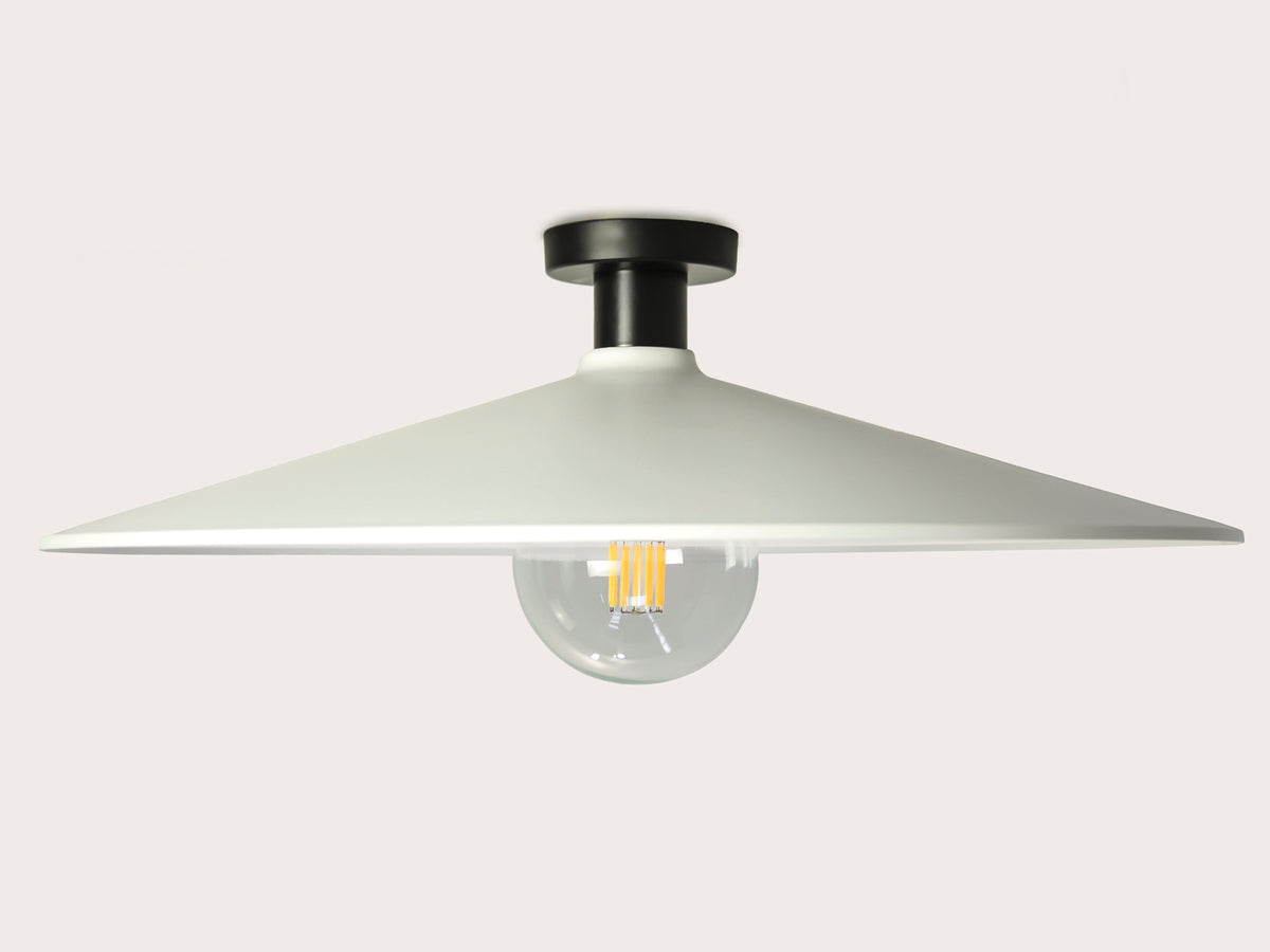 Fixed Fergus with 60cm Metal Shade