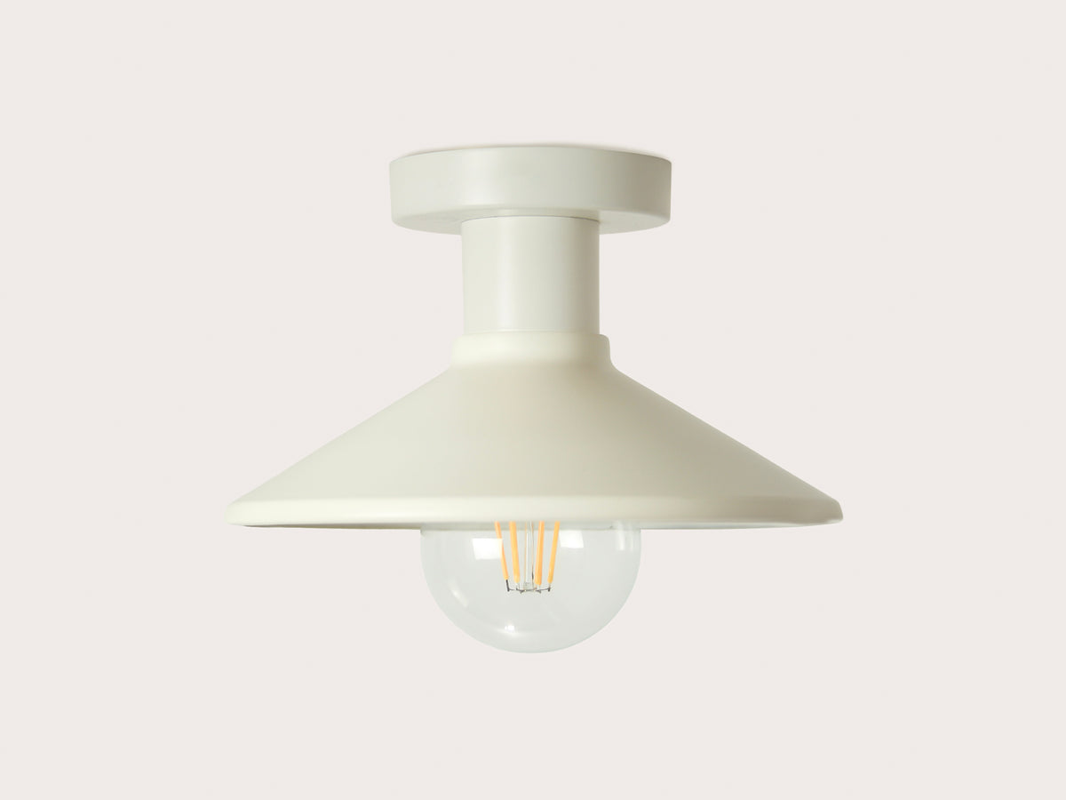 Fixed Fergus with 22cm Metal Shade