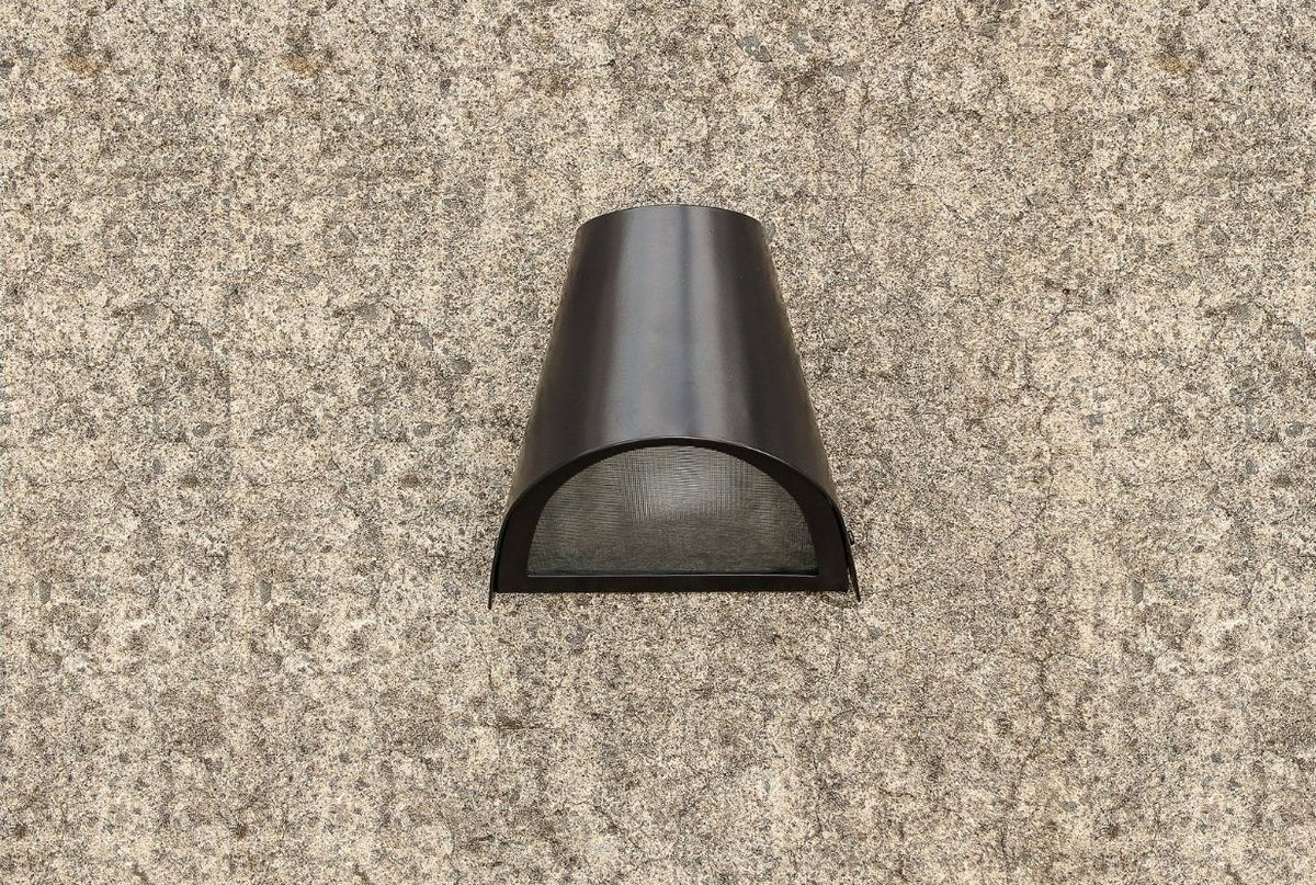 Mahia Outdoor Light - Carbon - IP44 rated