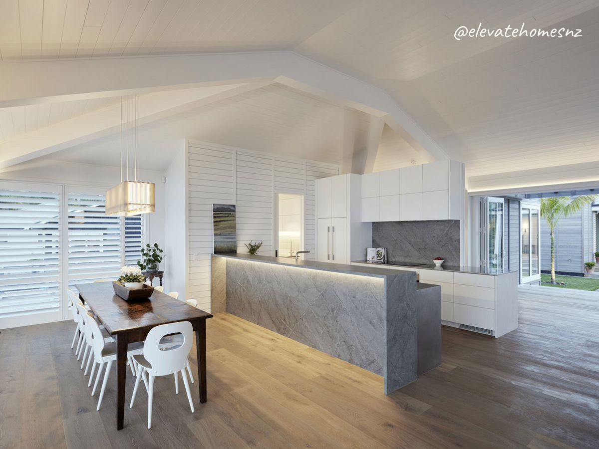 iO2 Rectangle Pendant - Medium