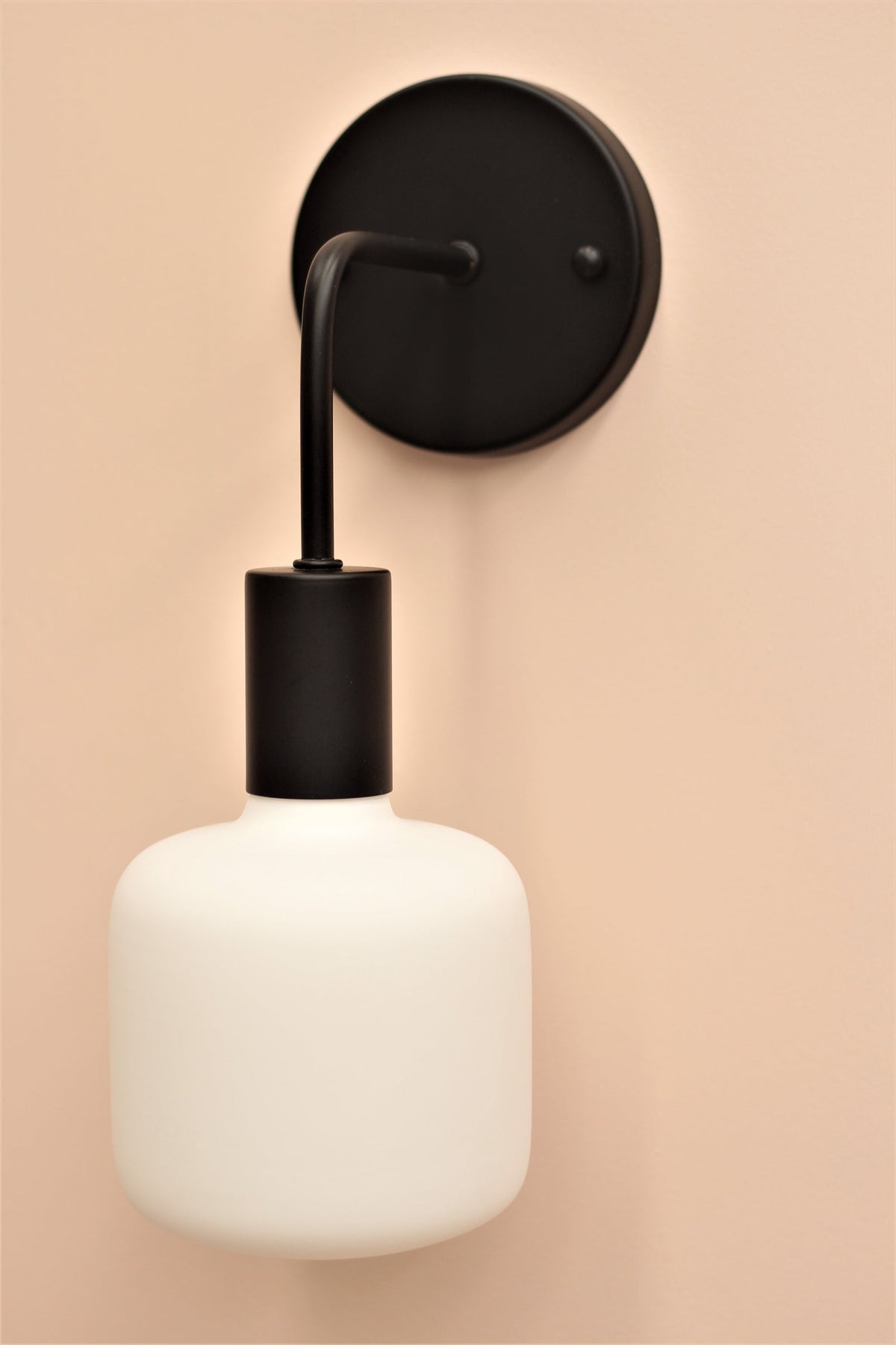 LED - Luna Opal Bulb - 7w  - img5c6c8172ee419